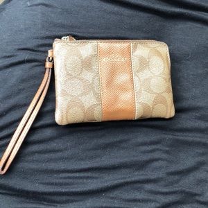 Small hand clutch